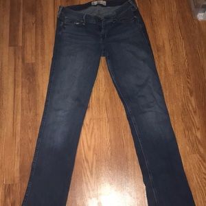 Hollister dark wash, boot cut jeans